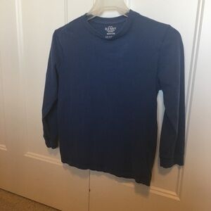 Boys size medium blue Old Navy long sleeved shirt